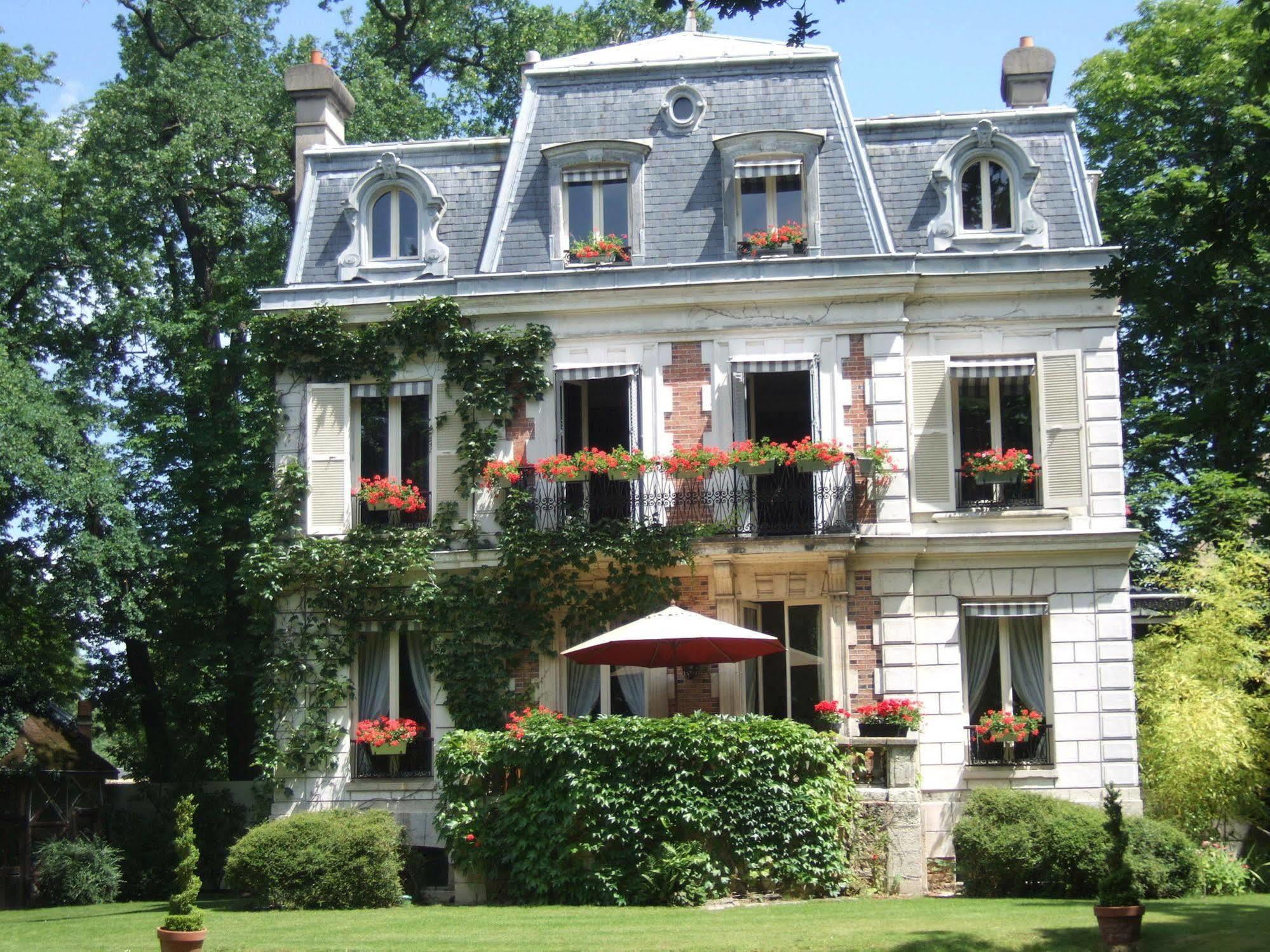 Villa Carioca Maisons-Laffitte Exterior foto